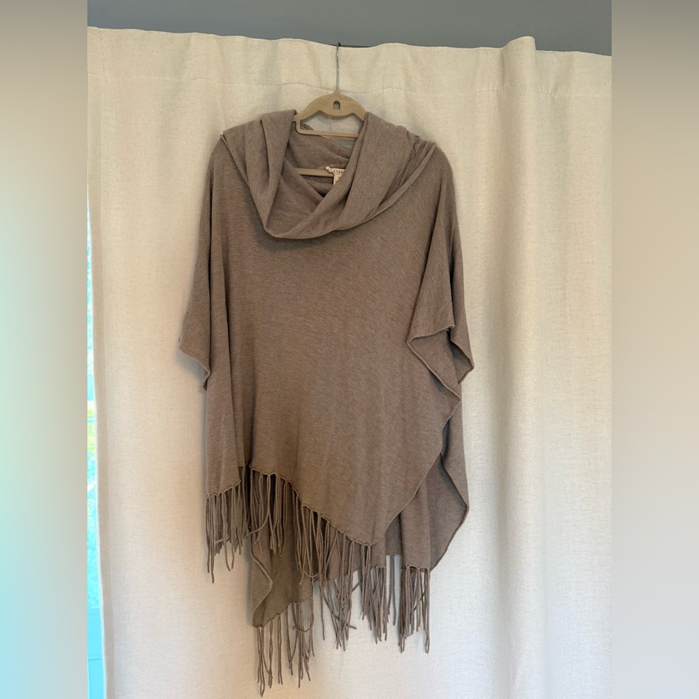 Lovestitch Soft Light Brown Poncho